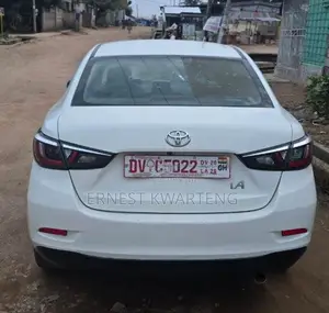 Toyota Yaris iA 1.5 FWD 2018 White