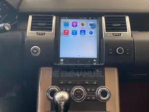Range Rover Sports 2012 Tesla