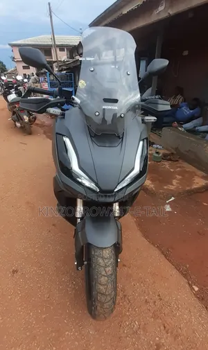 Honda 2022 Gray