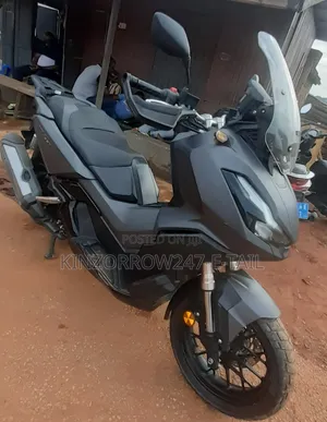 Honda 2022 Gray