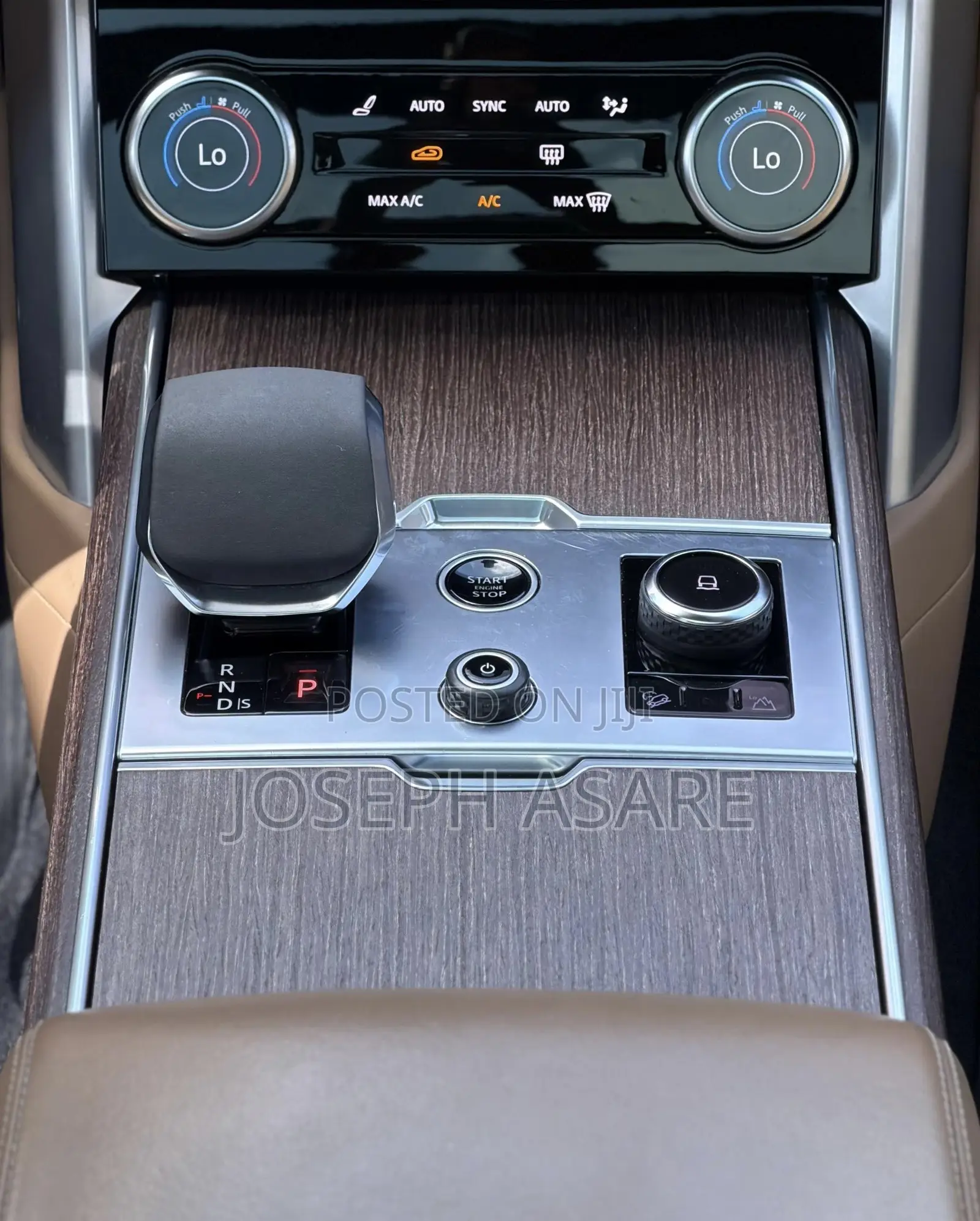 Land Rover Range Rover Vogue 2023 Blue