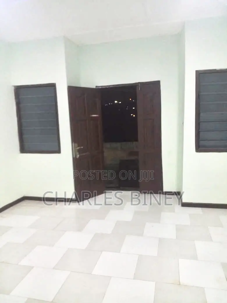 2bdrm Apartment in Old Barrier for rent