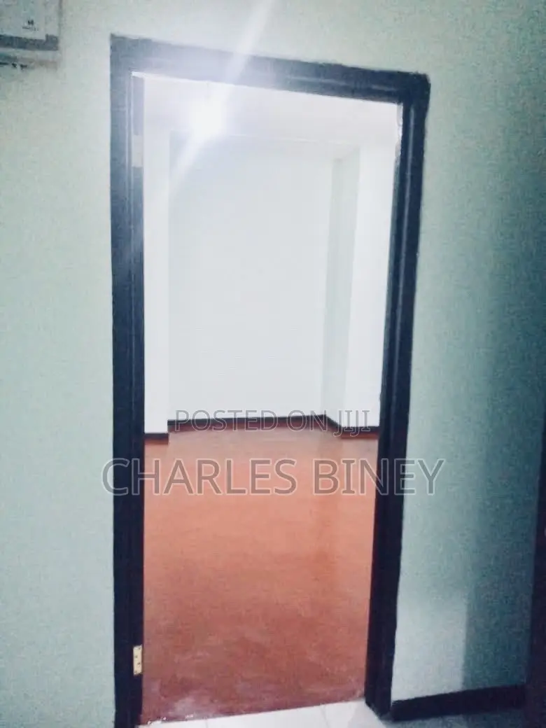 2bdrm Apartment in Old Barrier for rent