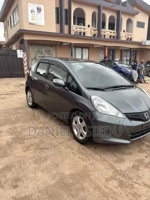 Honda Fit Automatic 2012 Gray