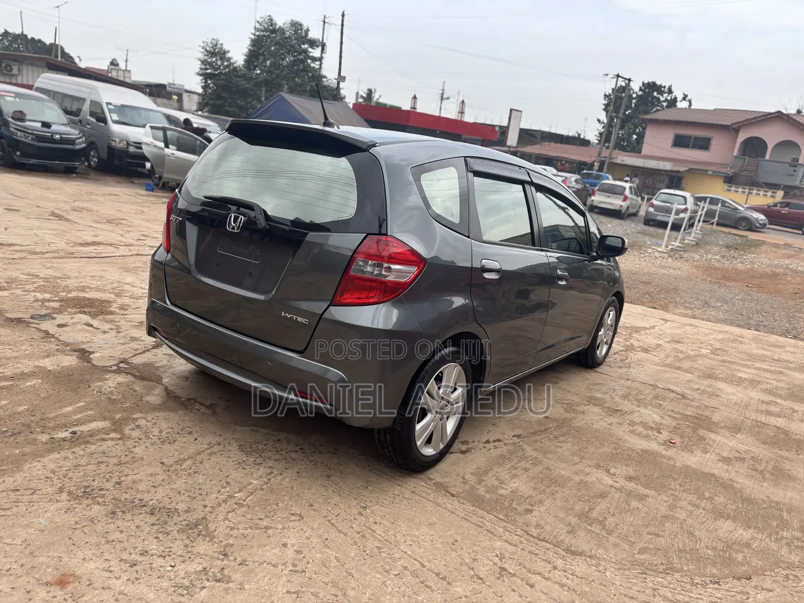 Honda Fit Automatic 2012 Gray