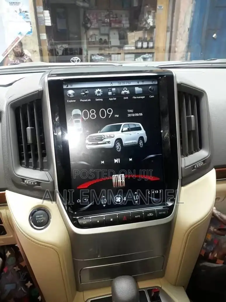Toyota Landcruiser 2016 Tesla