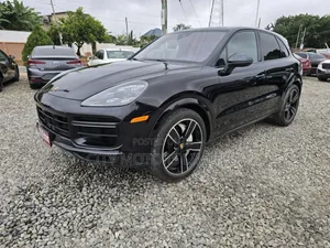 Porsche Cayenne 2020 Black