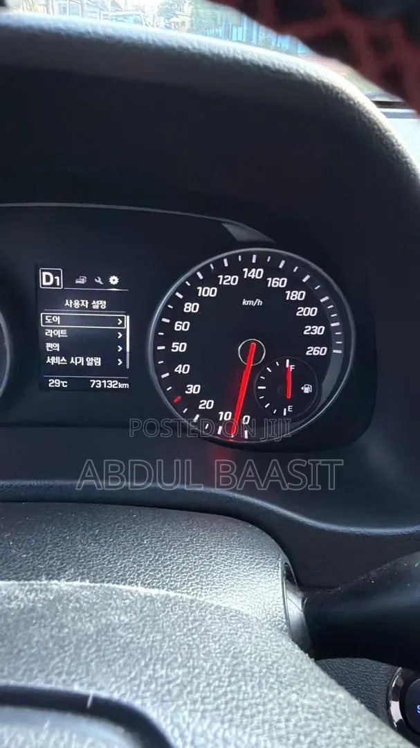 Hyundai Avante 2017 Black