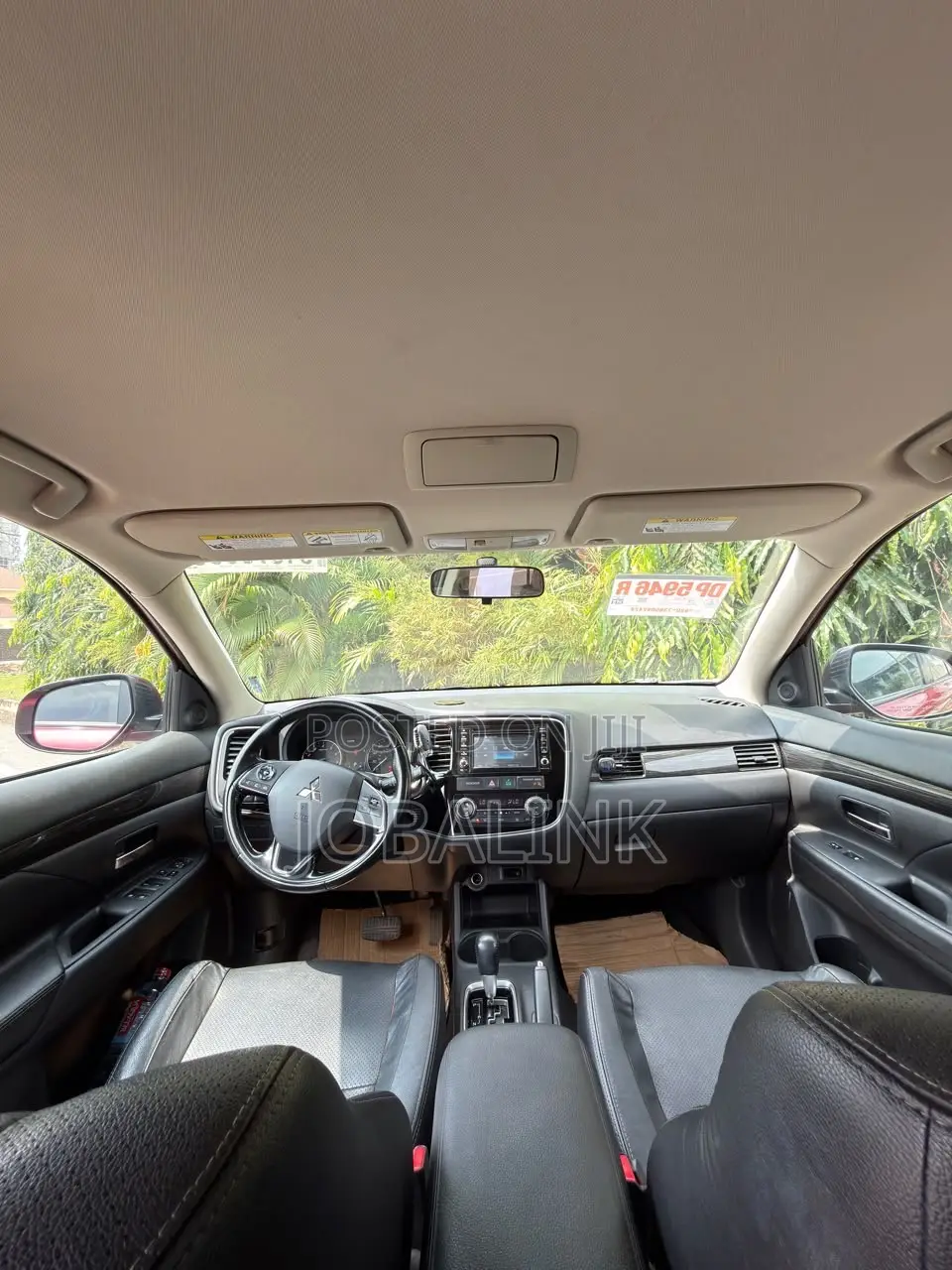 Mitsubishi Outlander SEL FWD 2017 Beige