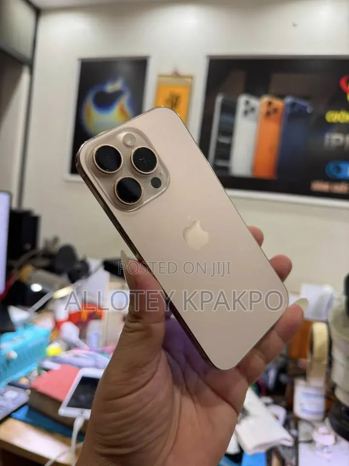 Apple iPhone 16 Pro Max 256 GB Gold