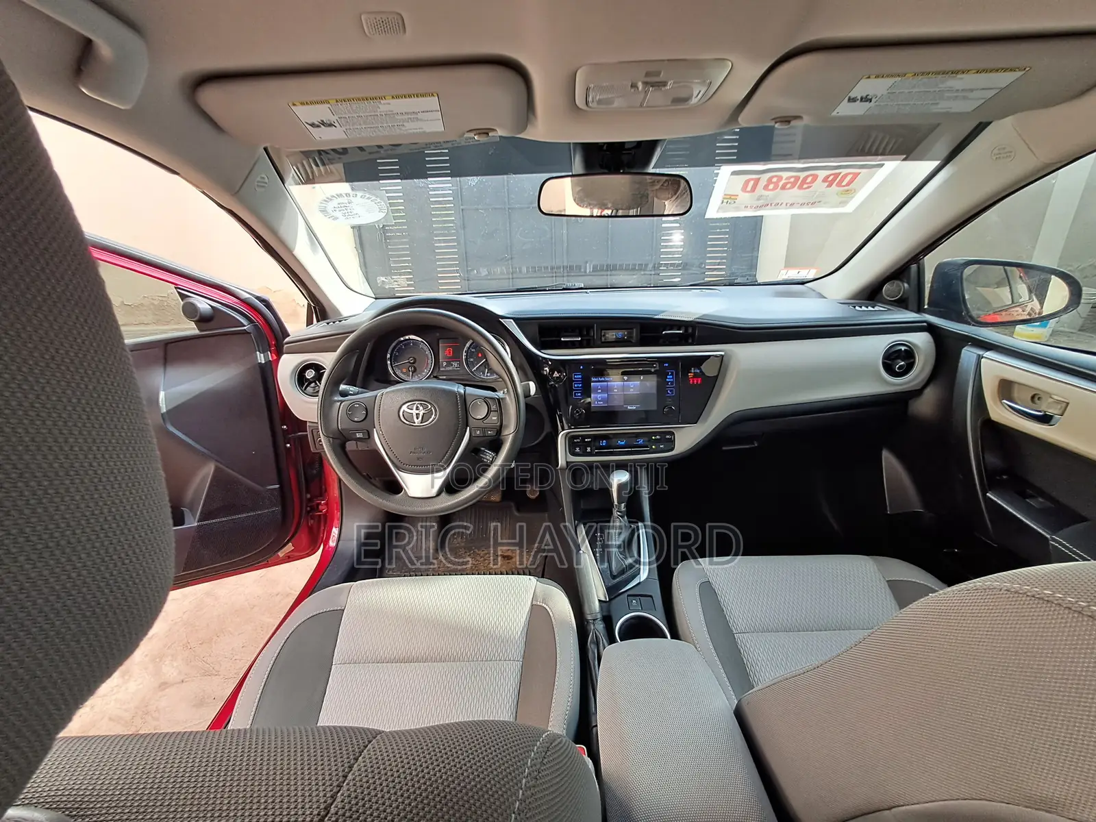 Toyota Corolla LE (1.8L 4cyl 2A) 2019 Red
