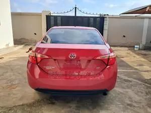 Toyota Corolla LE (1.8L 4cyl 2A) 2019 Red