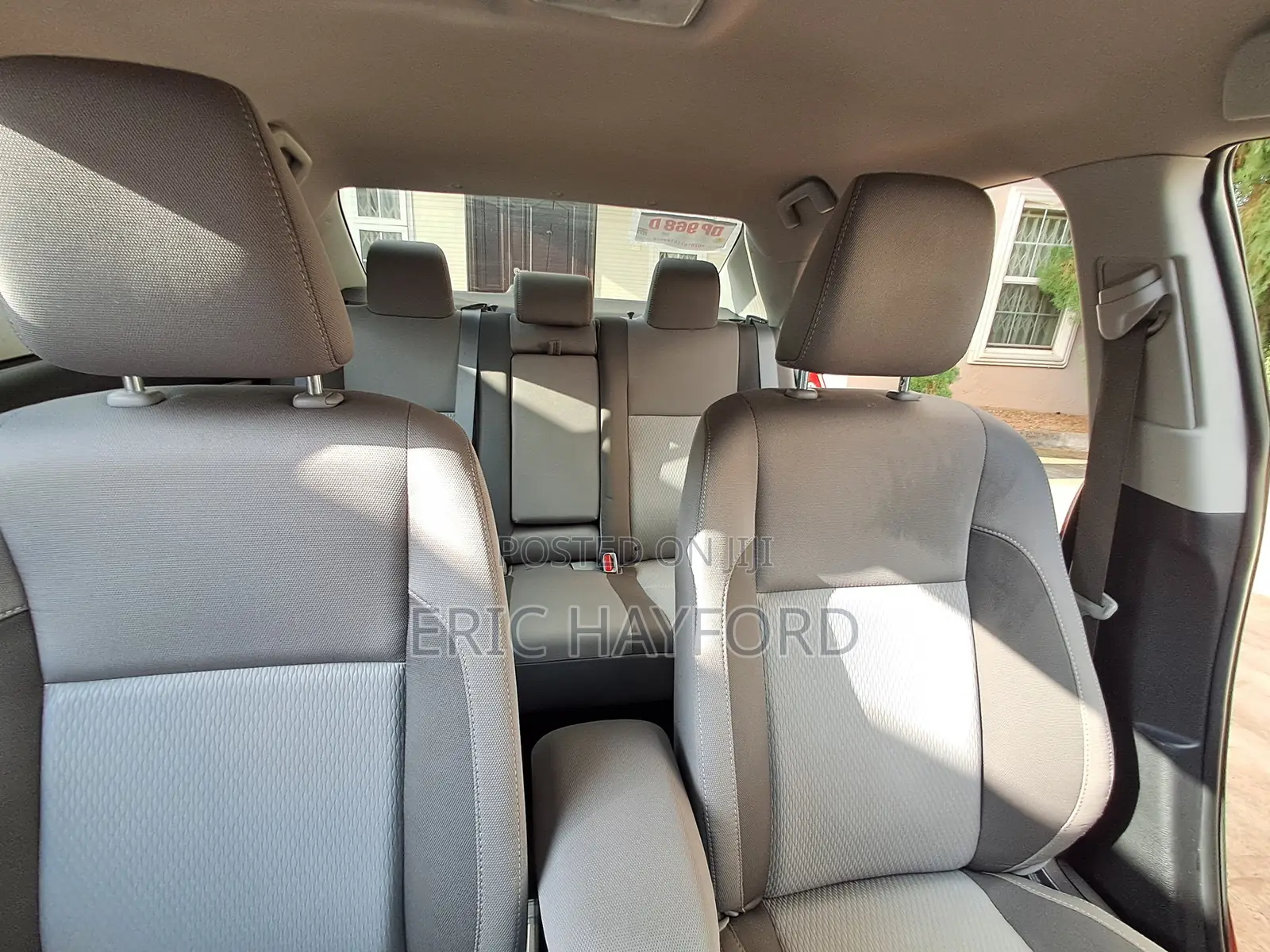Toyota Corolla LE (1.8L 4cyl 2A) 2019 Red