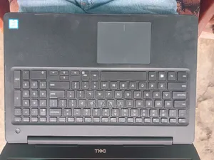 Laptop Dell Latitude 3590 12GB Intel Core i7 SSD 256GB