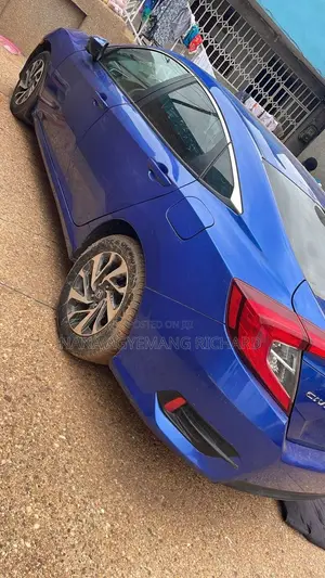 Honda Civic 2017 Blue