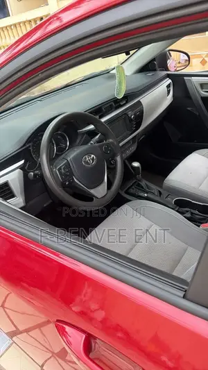 Toyota Corolla LE 4dr Sedan (1.8L 4cyl CVT) 2017 Red