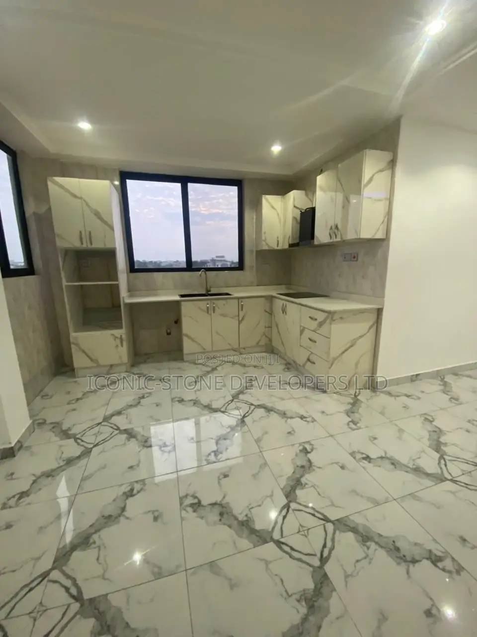 2bdrm Apartment in Adjiringanor, Adjiriganor for rent