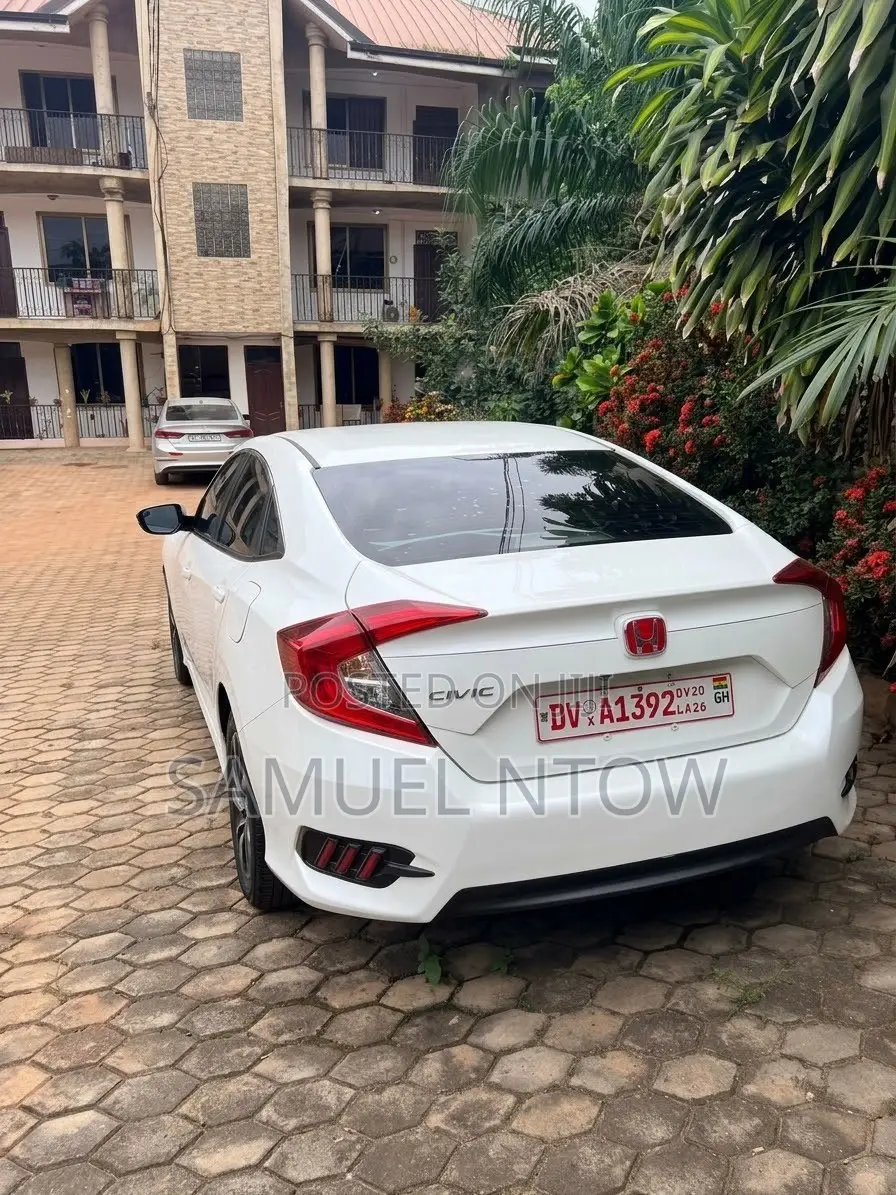 Honda Civic EX 4dr Sedan (2.0L 4cyl) 2017 White