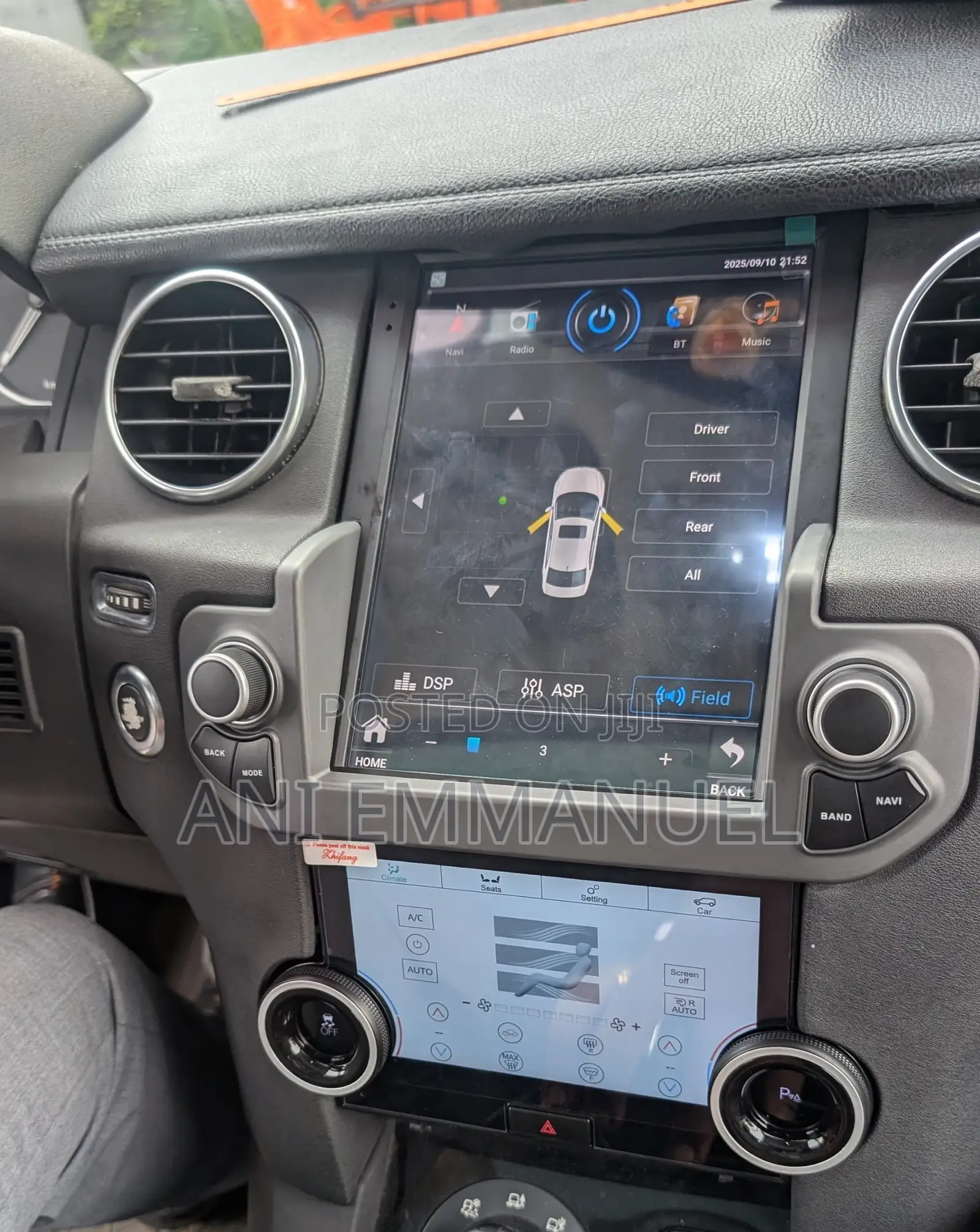 Land Rover 2012 Tesla