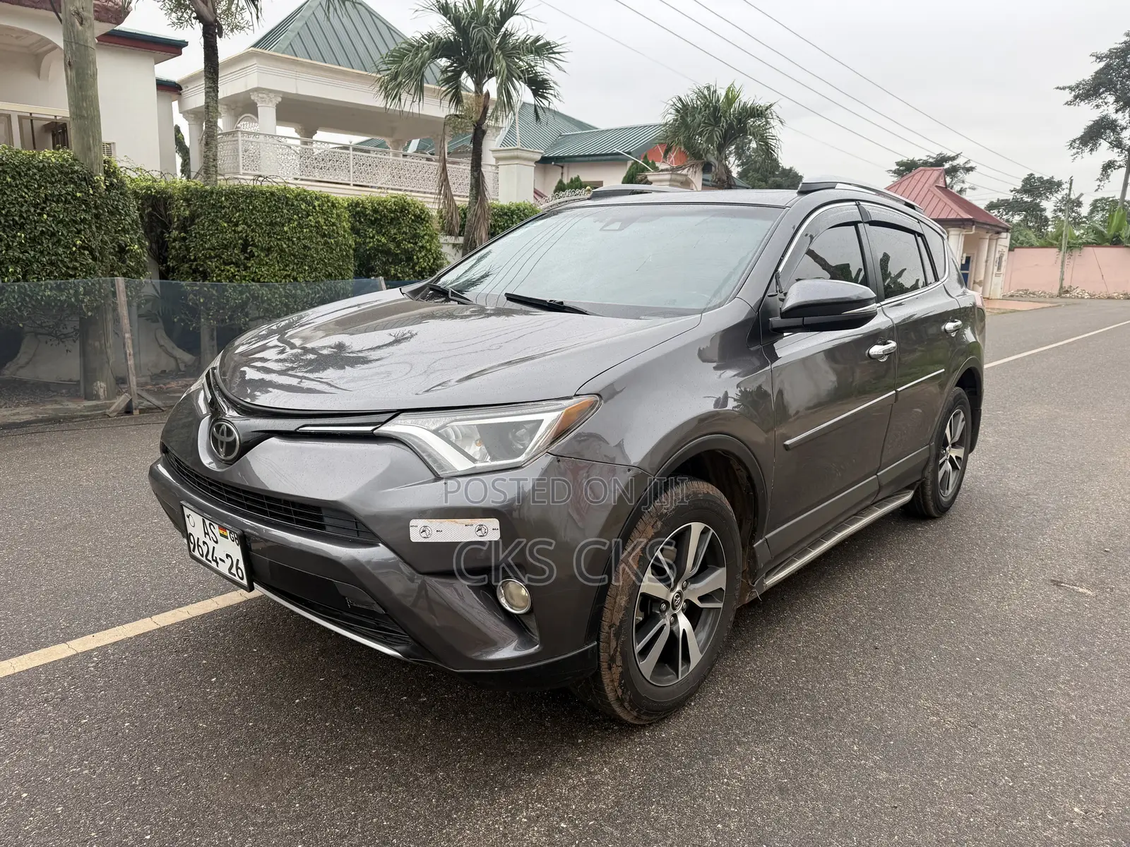 Toyota RAV4 2017 Gray