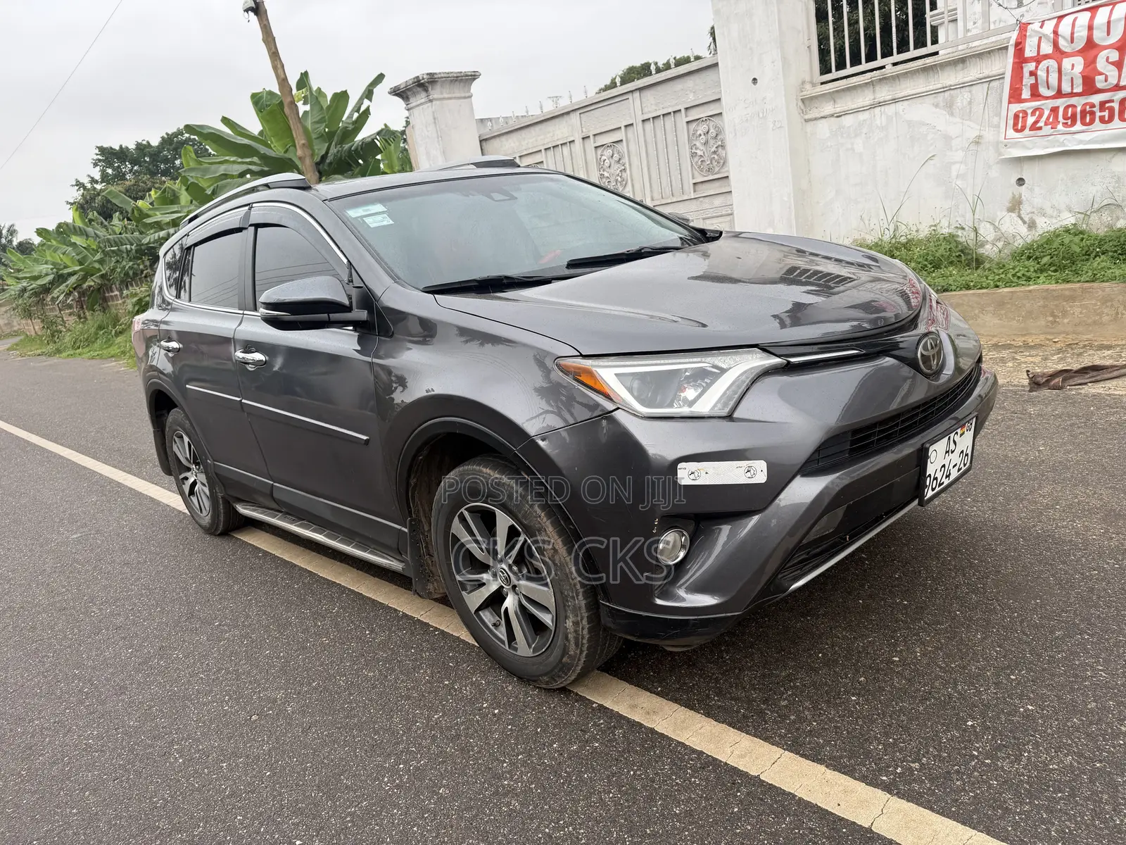 Toyota RAV4 2017 Gray