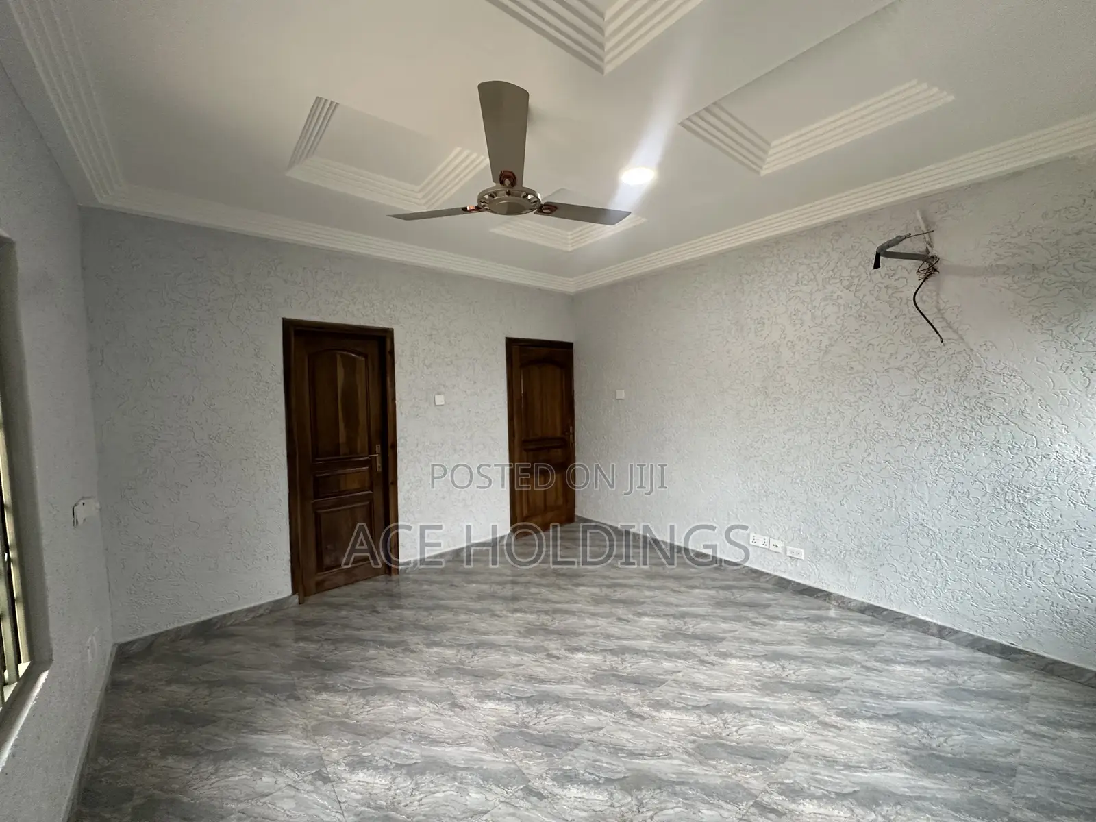 4bdrm House in School Junction for rent