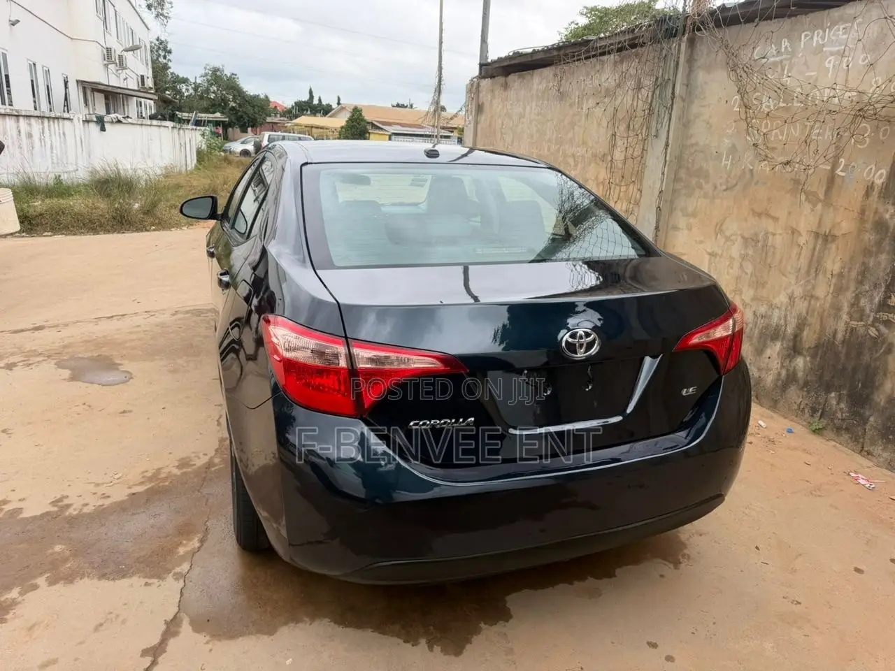 Toyota Corolla LE 4dr Sedan (1.8L 4cyl CVT) 2017 Black