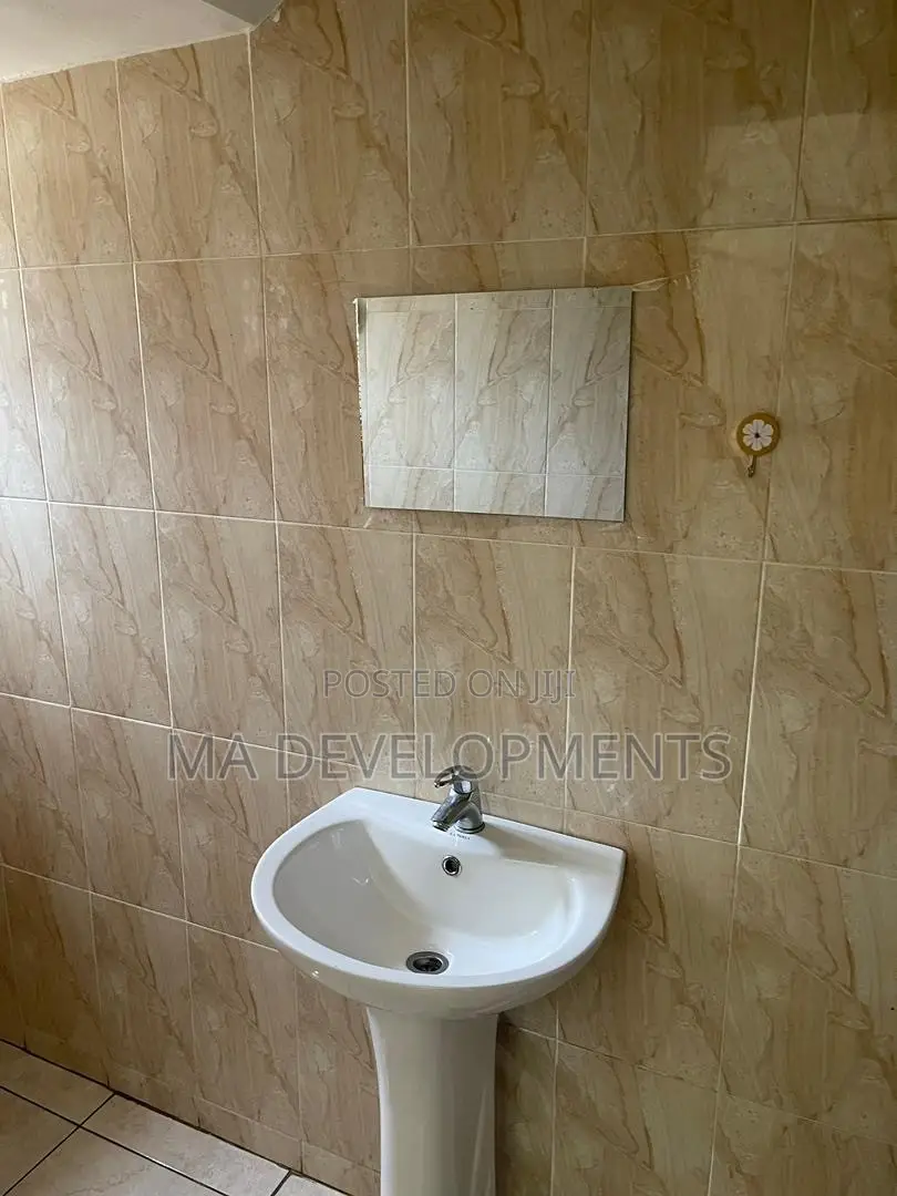 3bdrm House in Madev Realty, Achimota for rent