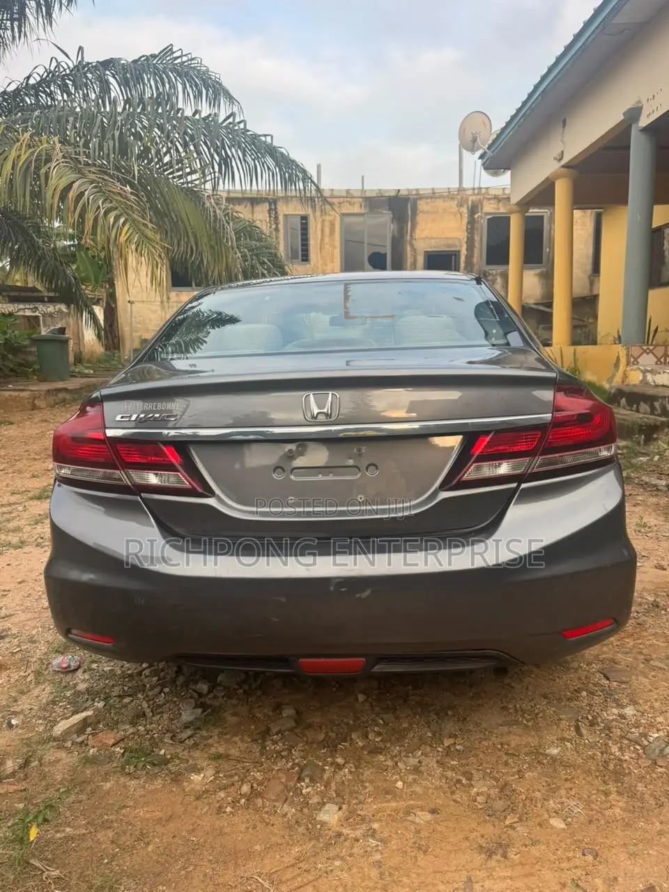 Honda Civic Sedan LX 2013 Gray