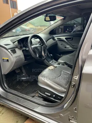 Hyundai Elantra Limited Sedan FWD (1.8L 4cyl 6A) 2013 Gray