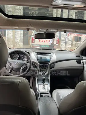 Hyundai Elantra Limited Sedan FWD (1.8L 4cyl 6A) 2013 Gray