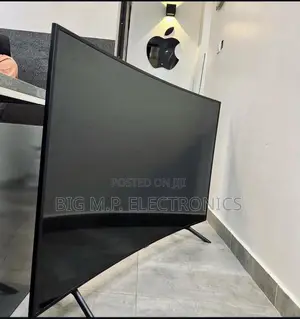 Samsung 49” Curve TV. Smart Digital Satellite. Series7 UHD Display.