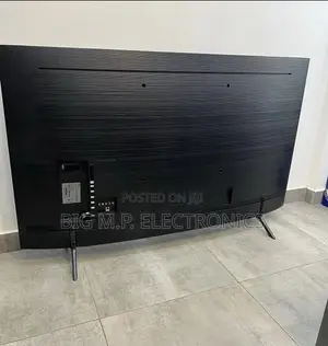 Samsung 49” Curve TV. Smart Digital Satellite. Series7 UHD Display.