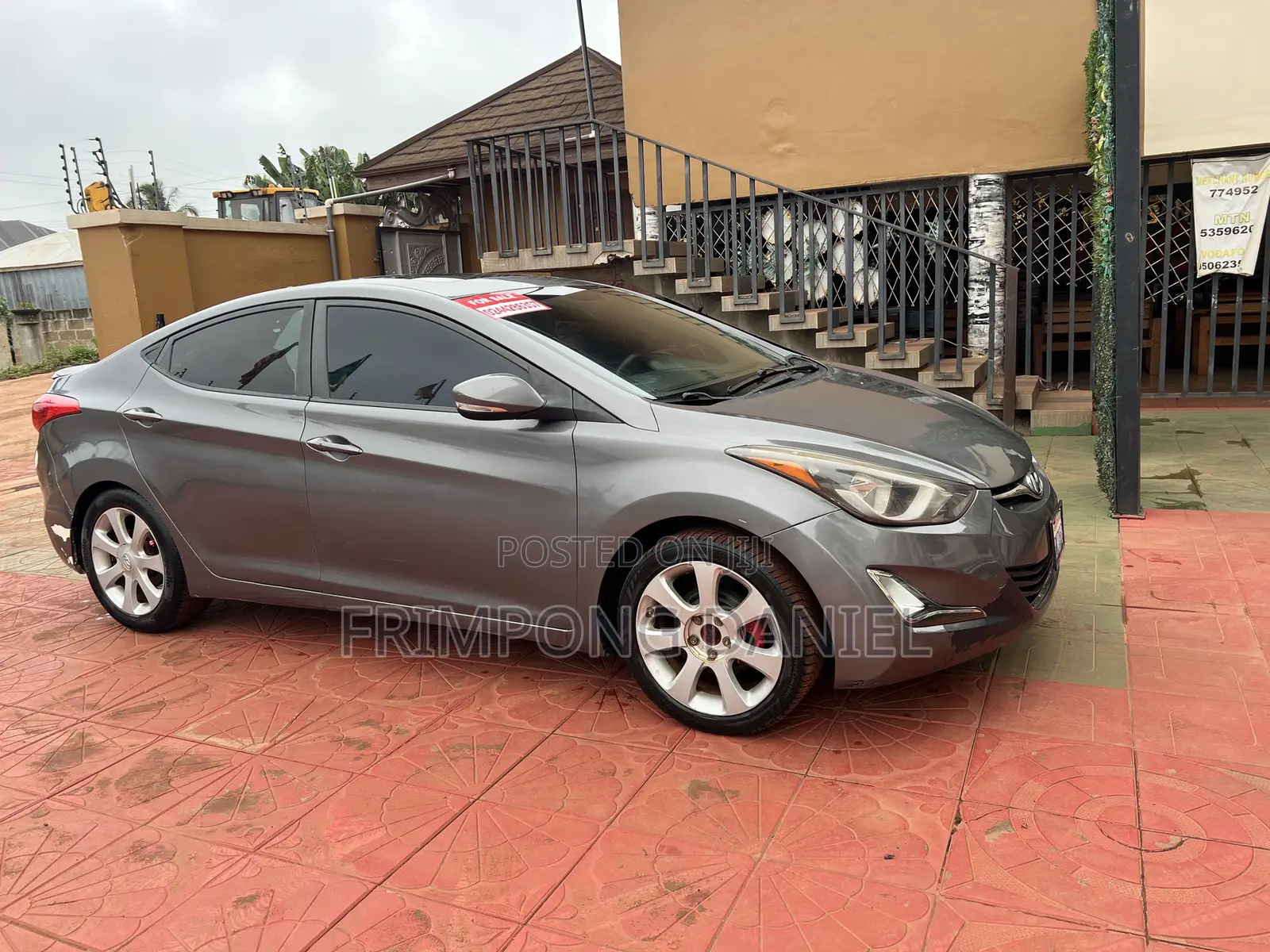 Hyundai Elantra Limited Sedan FWD (1.8L 4cyl 6A) 2013 Gray