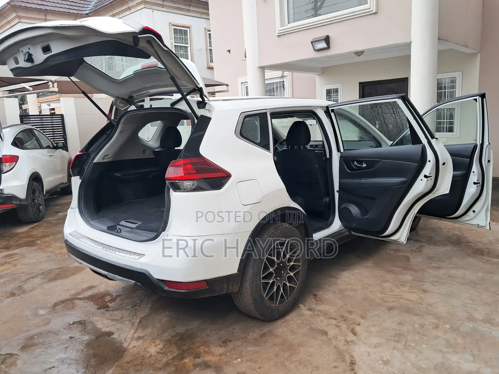Nissan Rogue SV AWD 2018 White