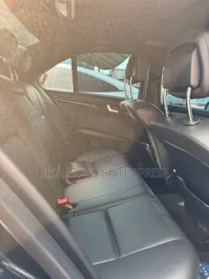 Mercedes-Benz C250 2014 Black