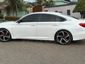 Honda Accord Sport 2018 White
