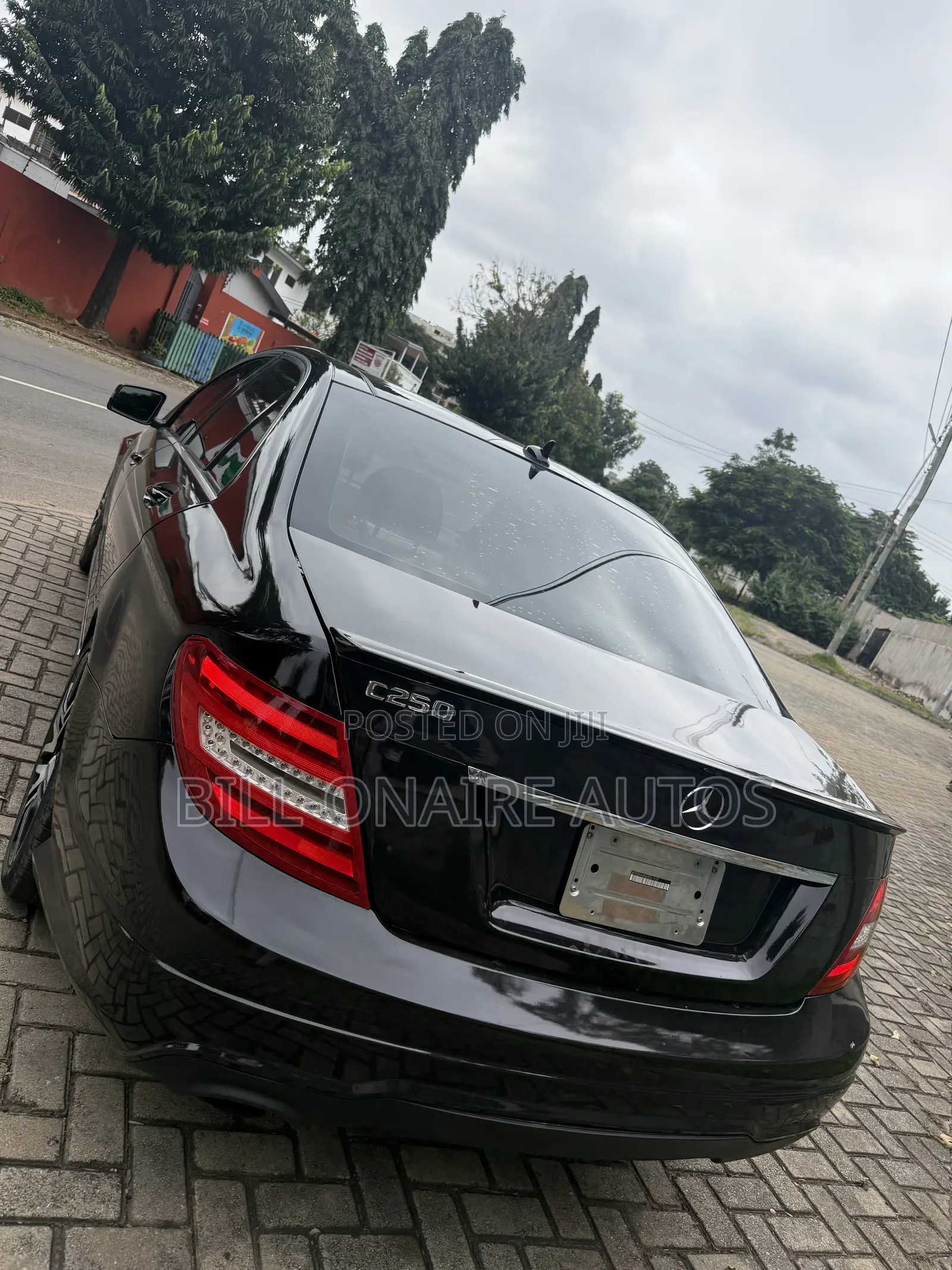 Mercedes-Benz C250 2013 Black