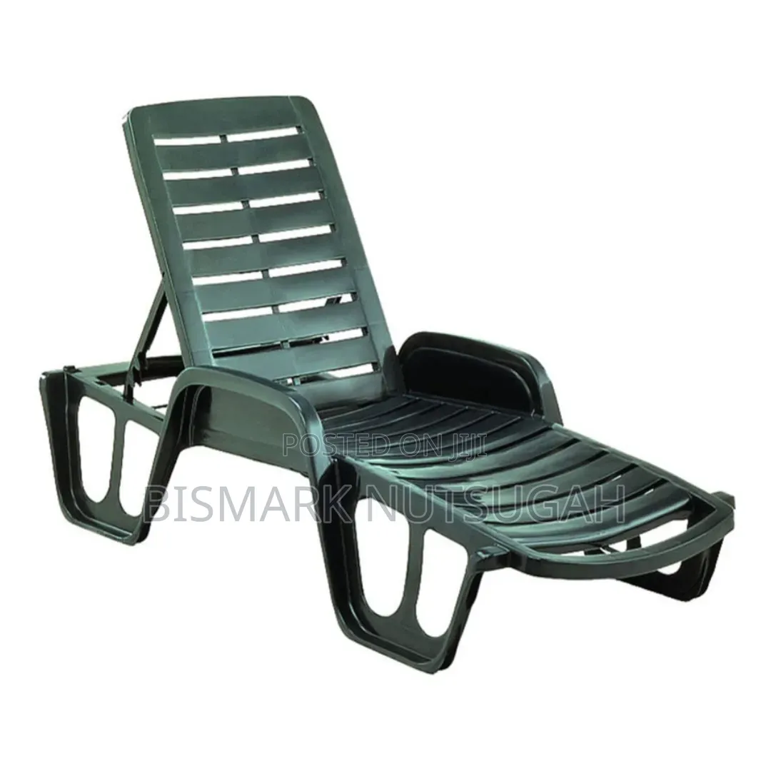 Adjustable Outdoor Swimming Pool Lounger Chair