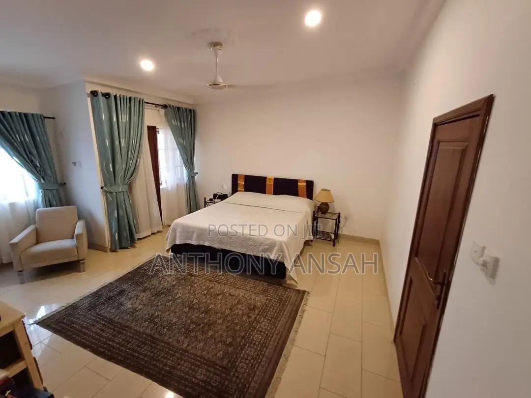 7bdrm House in Spintex for sale