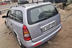 Opel Astra 1.6 Caravan 2006 Silver