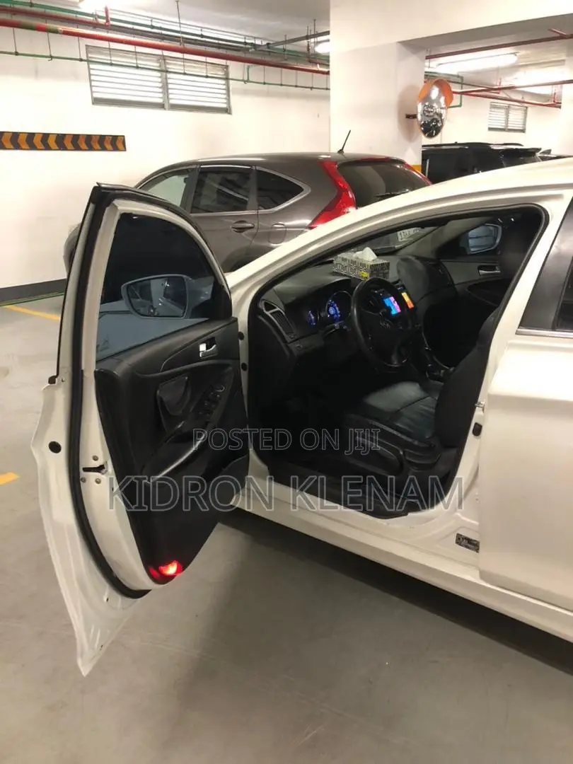 Hyundai Sonata 2013 White