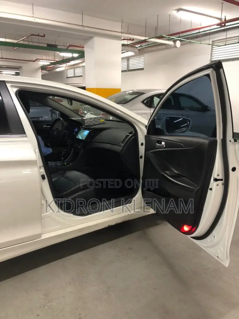 Hyundai Sonata 2013 White