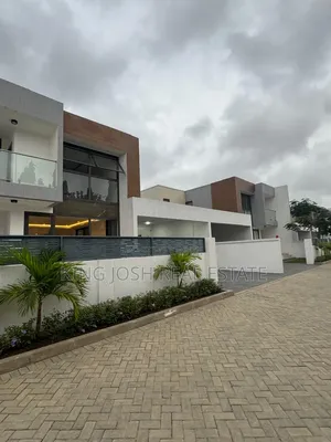 4bdrm House in Spintex, Baatsona Total for rent