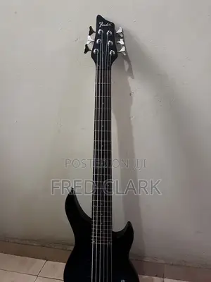 6 Strings Electric Base Guitar
