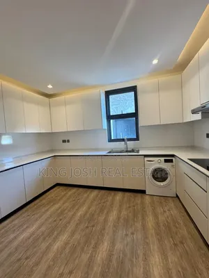 4bdrm House in Spintex, Baatsona Total for rent