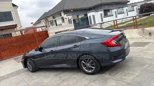 Honda Civic EX 2021 Gray
