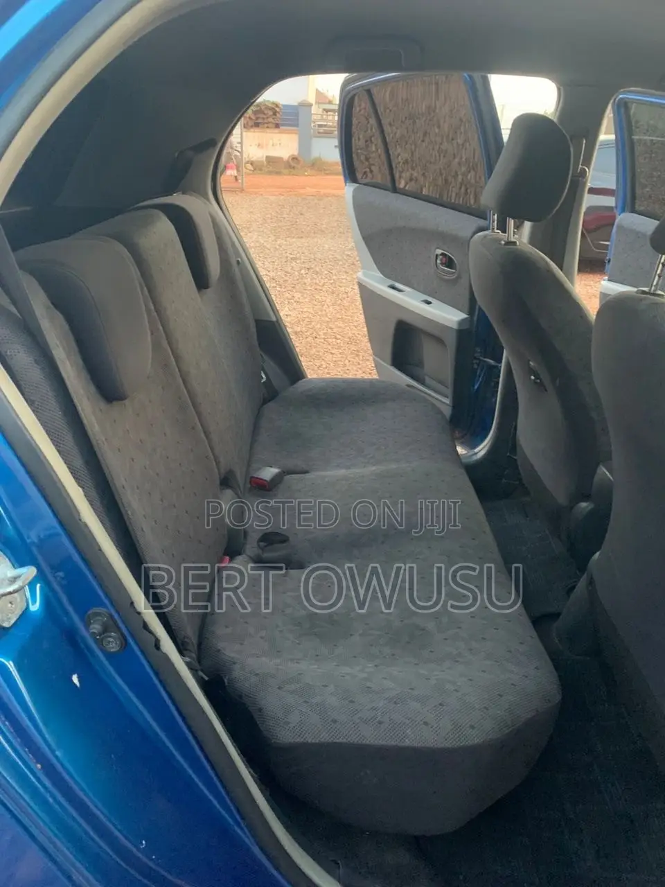 Toyota Vitz 2010 Blue