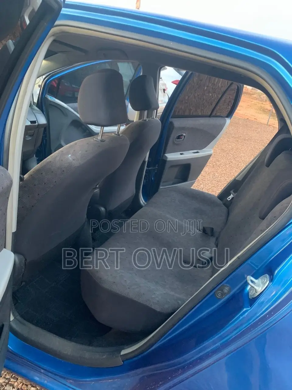 Toyota Vitz 2010 Blue