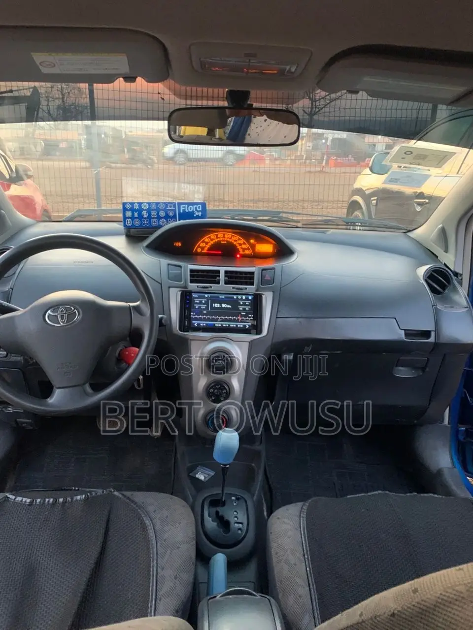 Toyota Vitz 2010 Blue